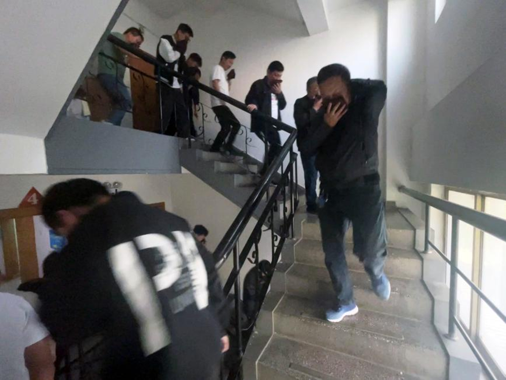 鄭州建投通訊管線(xiàn)有限公司開(kāi)展消防應(yīng)急疏散演練